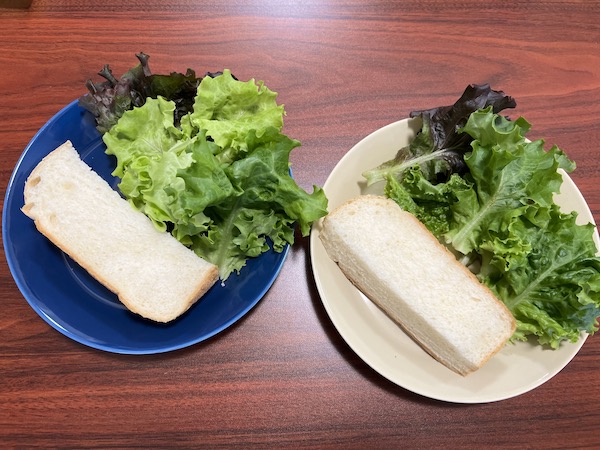 ジージーサプライの野菜とパン